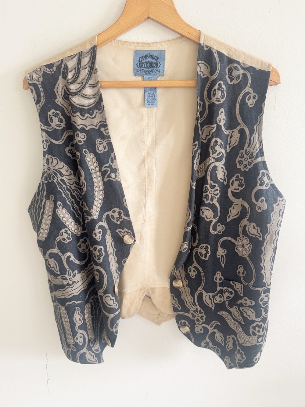 Cambridge Dry goods floral linen artsy quirky unique blue tan vest size large